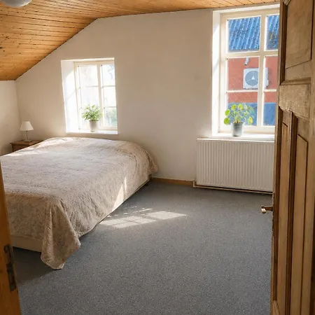 I Mellem Tonder Og Aabenraa Appartement *