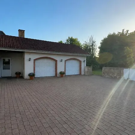 I Mellem Tonder Og Aabenraa